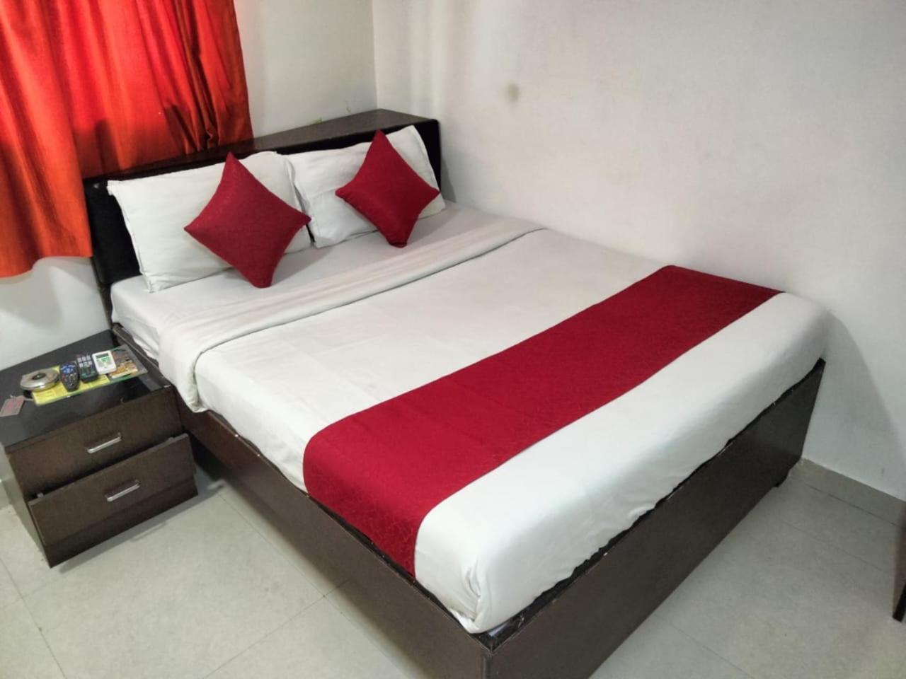 Sunflower Hotel