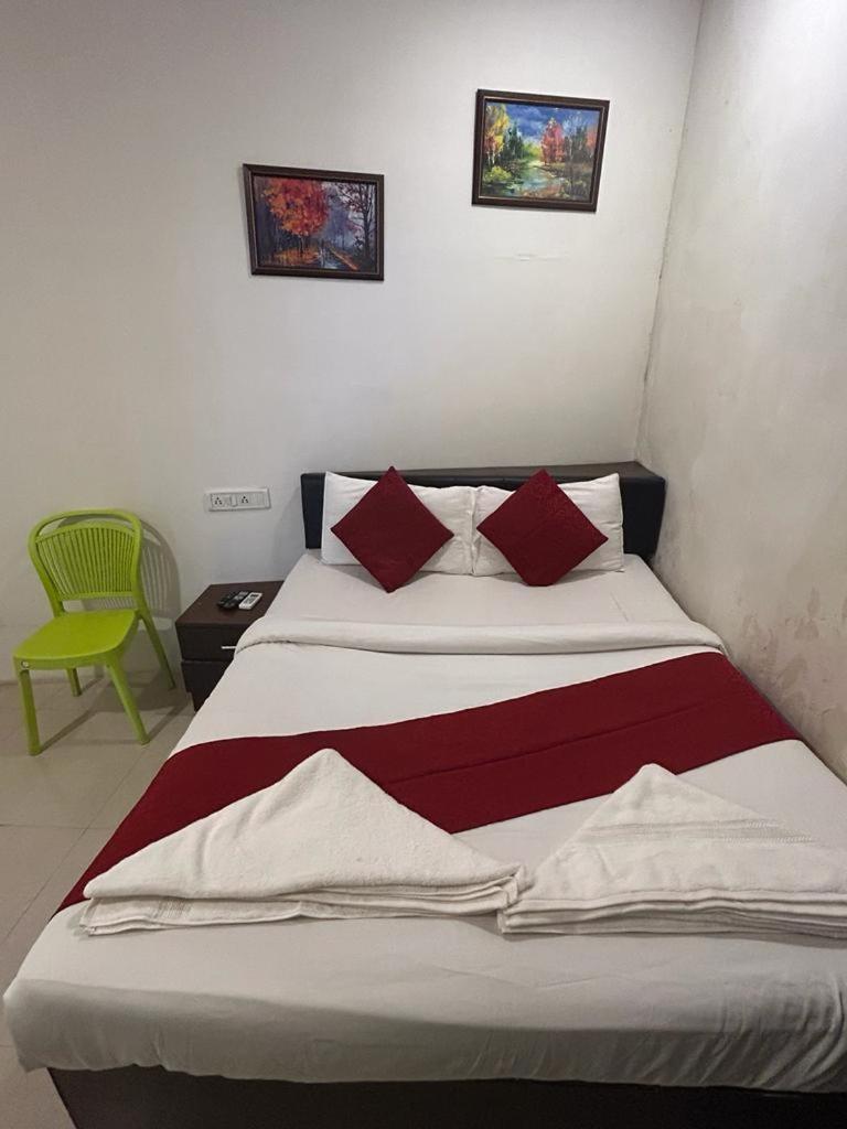 Sunflower Hotel