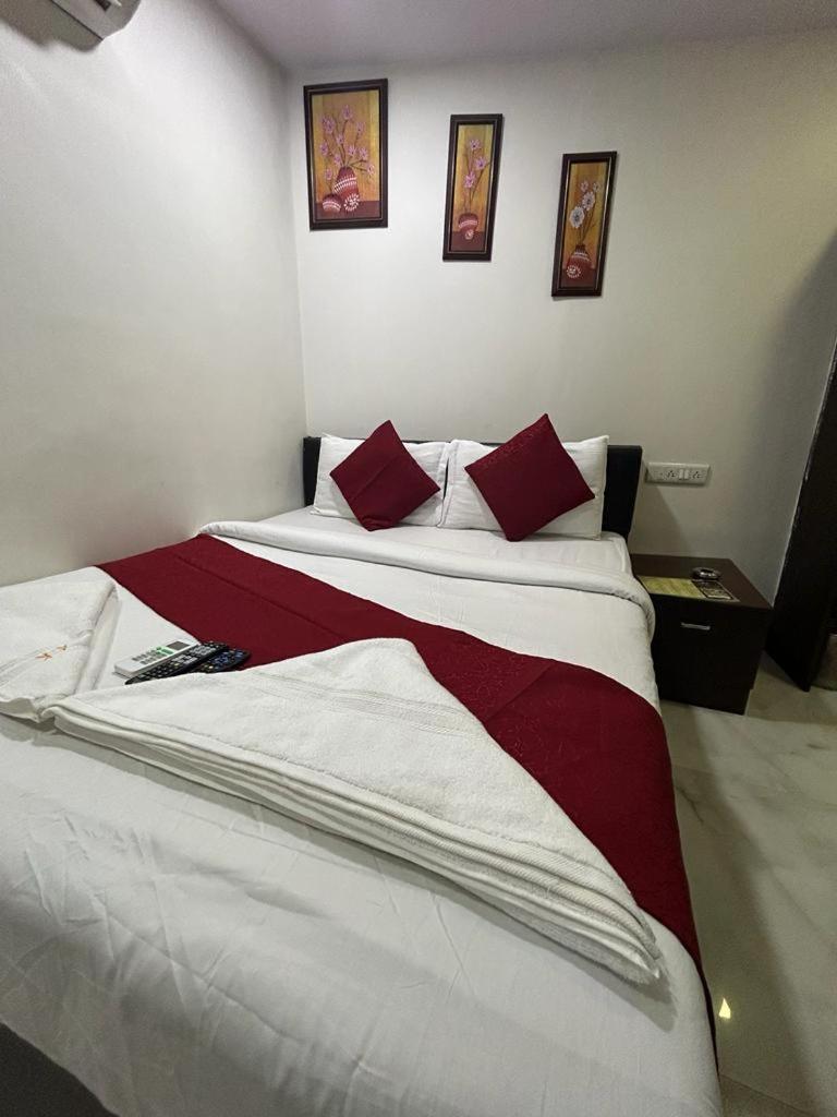 Sunflower Hotel 3*