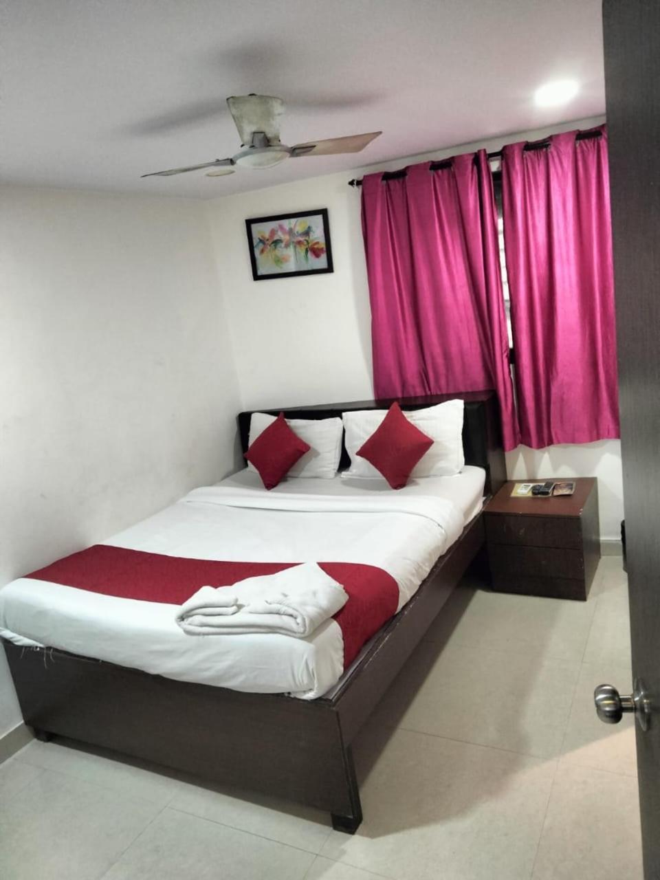 Hotel Sunflower 3*